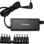 Xilence XM010 Universal Φορτιστής Laptop 90W με Αποσπώμενο Καλώδιο Τροφοδοσίας και με σετ βυσμάτων XM010
