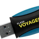 Corsair Flash Voyager 256GB USB 3.0 Stick Μαύρο