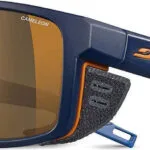 Julbo Shield Ανδρικά Γυαλιά Ηλίου με Μπλε Κοκκάλινο Σκελετό και Μπλε Φακό J5065012