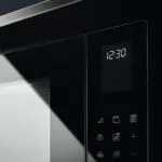 Electrolux LMS4253TMX Εντοιχιζόμενος Φούρνος Μικροκυμάτων με Grill 25lt Μαύρος