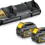 Dewalt Σετ 2 Μπαταριών Εργαλείου Λιθίου 18V Χωρητικότητας 6Ah με Φορτιστή DCB132T2 Διπλός