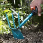 Gardena Combi Σκαλιστήρι με Τρίχαλο Χειρός με Κοντάρι 36.6cm