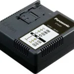 Panasonic Φορτιστής Μπαταριών Εργαλείου 10.8-28V Λιθίου EY0L82B32
