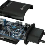 Cellular Line Φορτιστής με Θύρα USB-A και Καλώδιο USB-C 18W Quick Charge 3.0 Μαύρος (ACHHUKITQCTYCK)