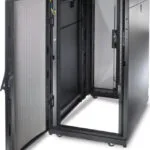 APC Netshelter SX Επιδαπέδια Καμπίνα Rack 24U 60x107x135cm Μαύρο AR3104