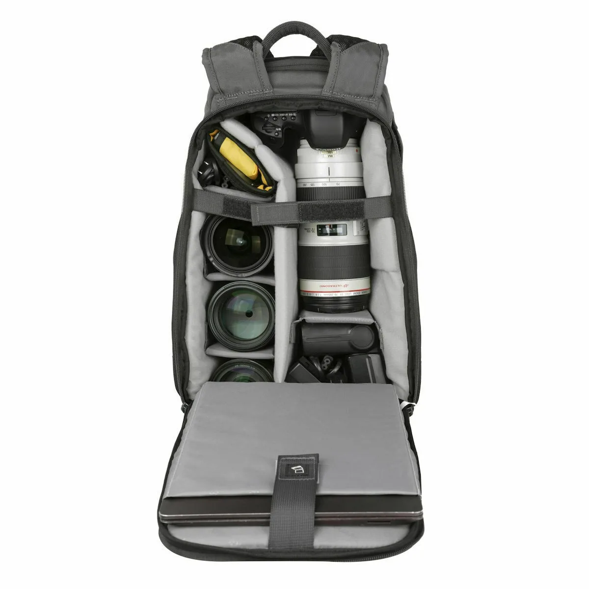 Vanguard Τσάντα Πλάτης Φωτογραφικής Μηχανής VEO Adaptor R44 VGBVEOADAR44GY USB Port - Rear Access Γκρι - Image 1