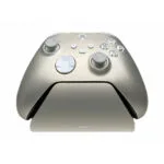 Razer Quick Charging Stand Βάση για 1 χειριστήριο XBOX One / Xbox Series X/S Lunar Shift RC21-01751600-R3M1