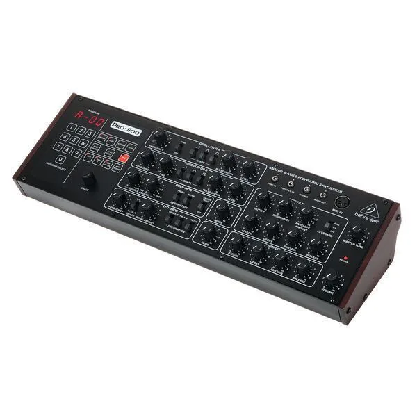 20240306165328_68985f67 Behringer Pro-800 Αναλογικό Synthesizer - Image 1