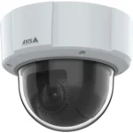 Axis M5526-E 50 HZ IP Κάμερα Παρακολούθησης Full HD+ 4MP Αδιάβροχη με Ηχείο