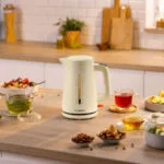 Bosch MyMoment Βραστήρας 1.7lt 2400W Μπεζ