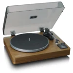 Lenco LBTA-165 LBTA-165WOOD Βαλιτσάκι Πικάπ με Belt Drive και Προενίσχυση Καφέ