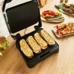 Tefal INICIO Επιτραπέζια Ηλεκτρική Ψησταριά Αυλακωτής Πλάκας 2000W με Καπάκι και Ρυθμιζόμενο Θερμοστάτη GC272D