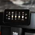 Beko Αυτόματη Μηχανή Espresso 1350W Πίεσης 19bar για Cappuccino Μαύρη CEG7304B