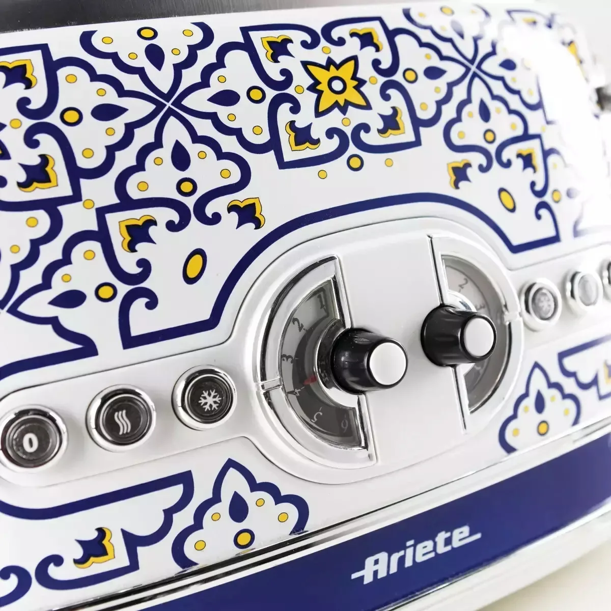 20250326112615_916d6ffb Ariete Capri 1560 Φρυγανιέρα 2 Θέσεων 1600W Λευκή - Image 1