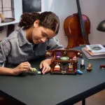 LEGO Wednesday Thing's Apartment για 10+ Ετών 828τμχ 76785