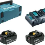 Makita Σετ 2 Μπαταριών Εργαλείου Λιθίου 18V Χωρητικότητας 6Ah με Φορτιστή DC18RD