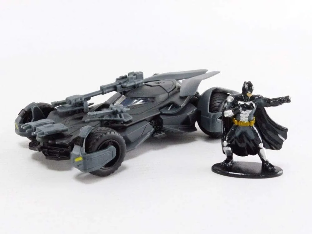 20231211164831_jada_toys_dc_comics_batman_figoura_ypsous_5_842ek_se_klimaka_1_32 Jada Toys DC Comics: Batman Dc Comics - Batman & Batmobile Diecast Model (1/32) Όχημα Φιγούρα ύψους 5.842εκ. σε Κλίμακα 1:32 - Image 1