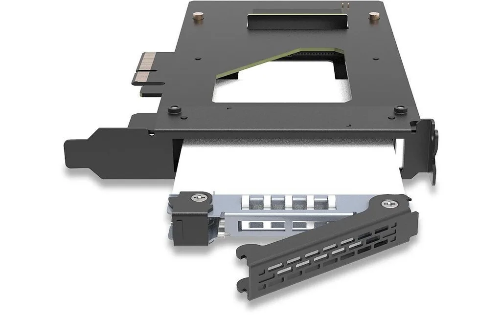 Icy Dock Tougharmor 1x 2.5" 9.5mm U.2/u.3 Nvme To Pcie 4.0 X 4 Card Μαύρο (MB111VP-B) - Image 1
