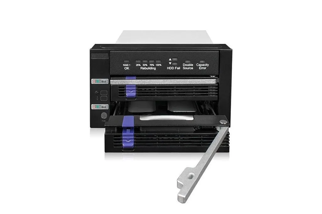 Icy Dock Θήκη για Σκληρό Δίσκο 2.5" / 3.5" SATA III με σύνδεση SATA MB902SPR-B R1 - Image 1