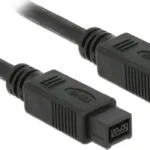 DeLock FireWire Cable 9-pin male - 9-pin male 3m (82600)