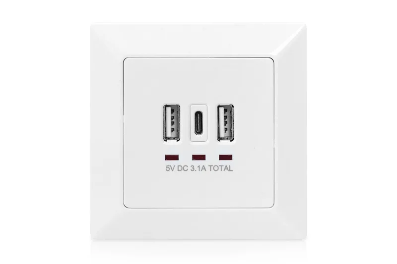 20220511151909_digitus_choneyti_priza_reymatos_me_3_thyres_usb_leyki_da_70618.jpeg Digitus Χωνευτή Πρίζα με 3 Θύρες USB Λευκή DA-70618 - Image 1