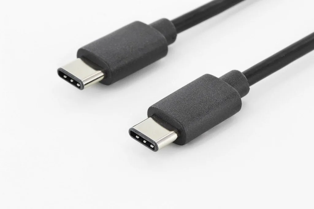 20240708172425_digitus_regular_usb_3_0_cable_usb_c_male_usb_c_male_1m_ak_300138_010_s.jpeg Digitus USB 3.0 Cable USB-C male - USB-C 15W PD Μαύρο 1m AK-300138-010-S - Image 1