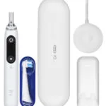 Oral-B Alabaster Series Io8 Ηλεκτρική Οδοντόβουρτσα με Αισθητήρα Πίεσης και Θήκη Ταξιδίου Λευκή