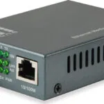 Level One FVT-1102 RJ45 to SC Fast Ethernet Media Converter