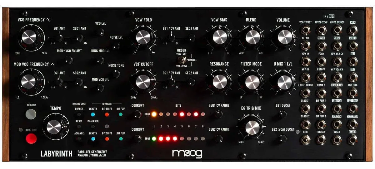 20260429104614_moog_synthesizer.jpeg Moog Synthesizer - Image 1