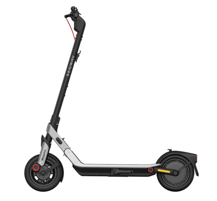 20260522135055_segway_segway_ninebot_ekickscooter_aa_05_19_01_0003_ilektriko_patini_me_25km_h_max_tachytita_kai_45km_aytonomia_se_mayro_chroma.jpeg Segway Segway Ninebot Ekickscooter E3 AA.05.19.01.0003 Ηλεκτρικό Πατίνι με 25km/h Max Ταχύτητα και 45km Αυτονομία σε Μαύρο Χρώμα - Image 1