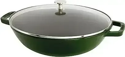 20260529092648_staub_wok_apo_mantemi_me_kapaki_30cm.jpeg Staub Wok από Μαντέμι με Καπάκι 30cm - Image 1