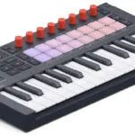 Novation Flkey Mini Midi Keyboard με 25 Πλήκτρα Μαύρο
