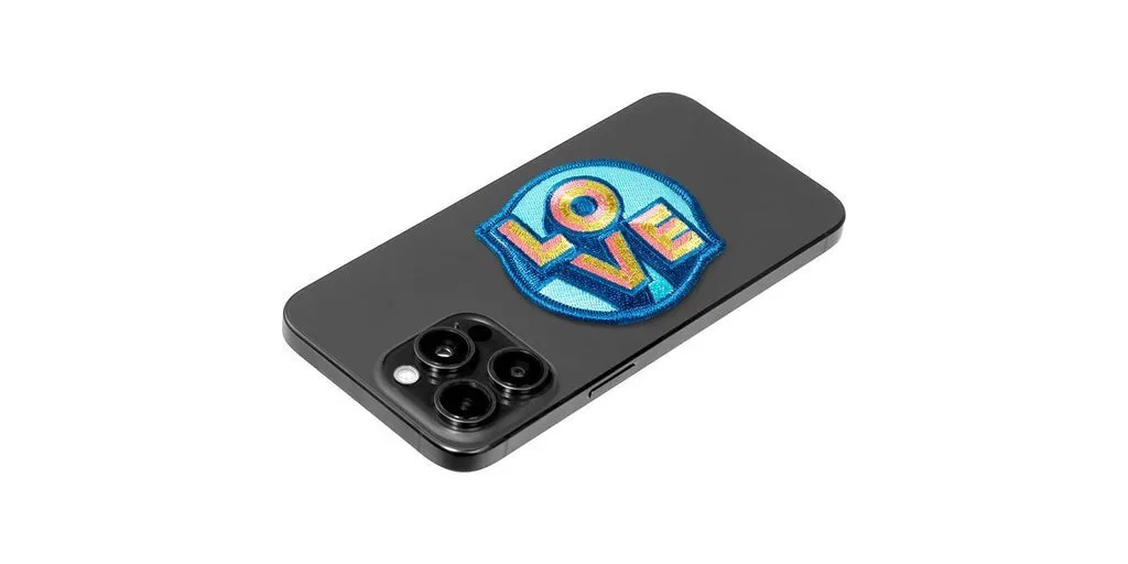 Αξεσουάρ Κινητού Laut Magmoji Badge Love Blue Fashion Comp Magsafe Αξεσουάρ Κινητού Laut Magmoji Badge Love Blue Fashion Comp Magsafe - Image 1