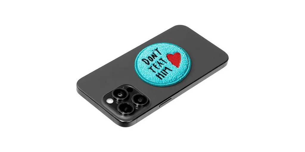 Αξεσουάρ Κινητού Laut Magmoji Badge Message Comp Magsafe Αξεσουάρ Κινητού Laut Magmoji Badge Message Comp Magsafe - Image 1